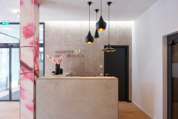 KIB-Gruppe-Service-Wohnen-fuer-Senioren-im-Quartier-Langseestrasse-in-Moegeldorf-zur-Miete