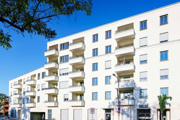 KIB-Gruppe-Service-Wohnen-fuer-Senioren-im-Quartier-Langseestrasse-in-Moegeldorf-zur-Miete